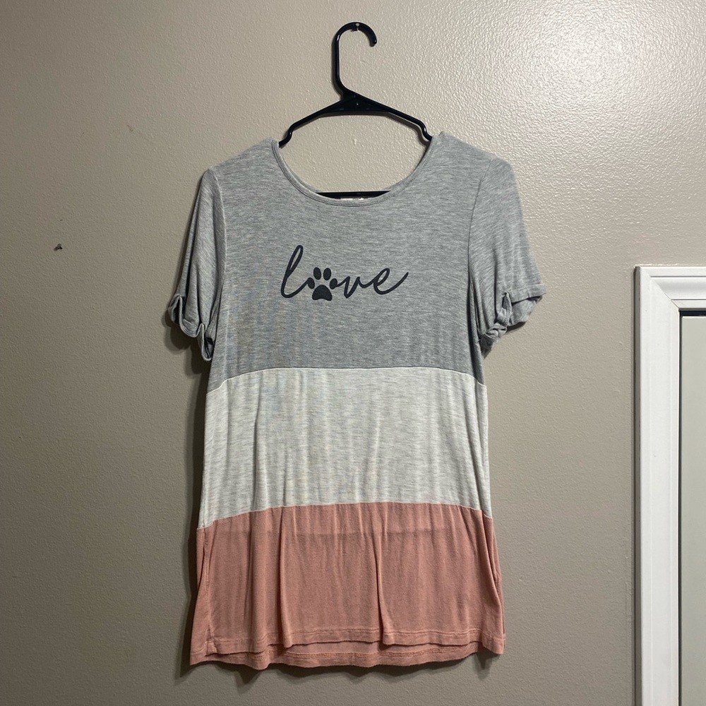 Maurice’s love dog top women’s x-small